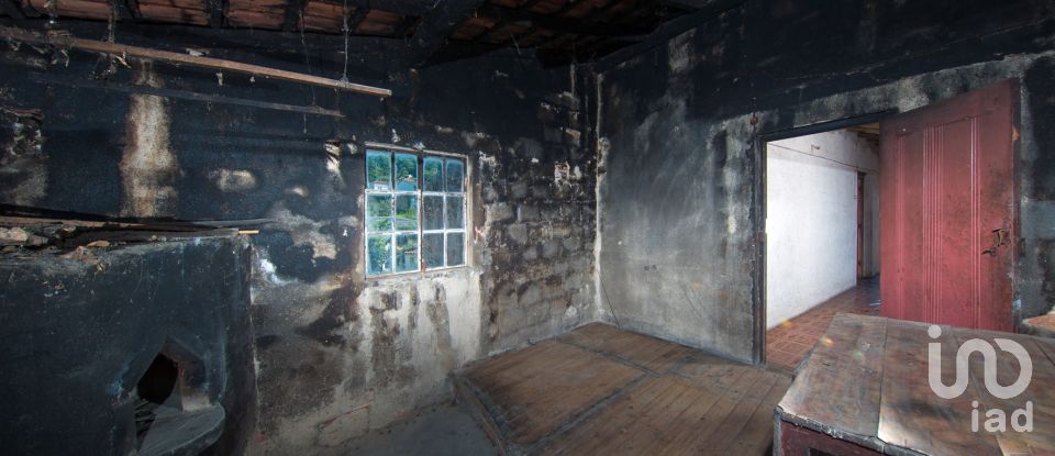 Village house T3 in Serpins of 174 m²