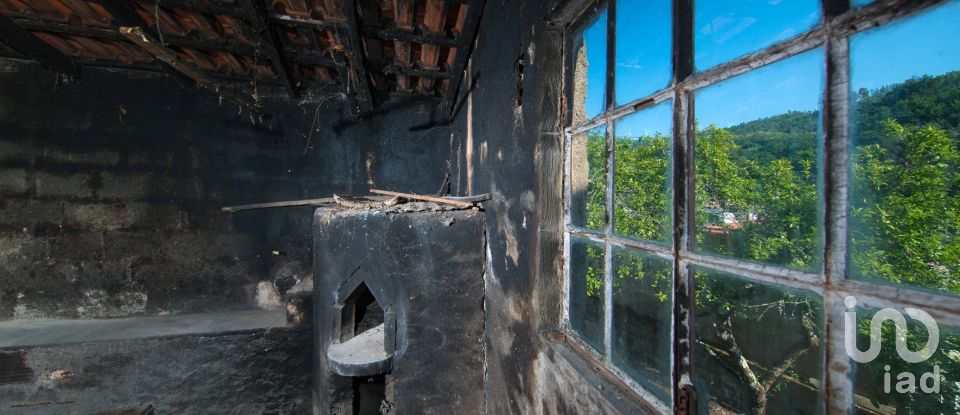 Village house T3 in Serpins of 174 m²