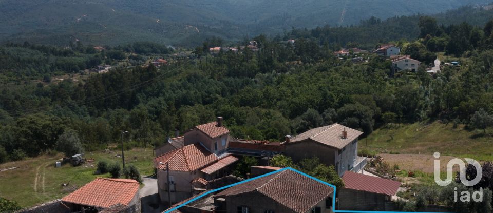 Village house T3 in Serpins of 174 m²