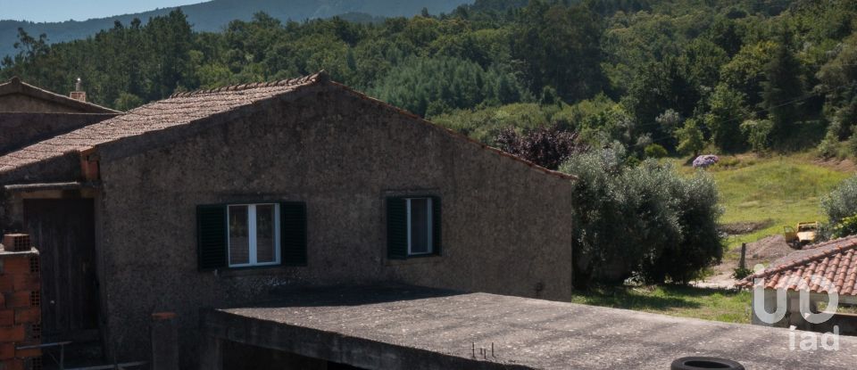 Village house T3 in Serpins of 174 m²