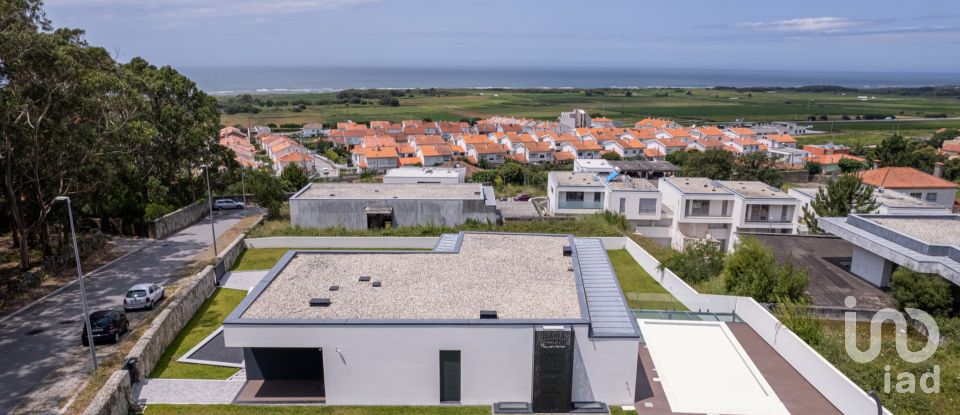 House T6 in Areosa of 290 m²