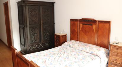 Gîte T5 à Bornes de Aguiar de 583 m²