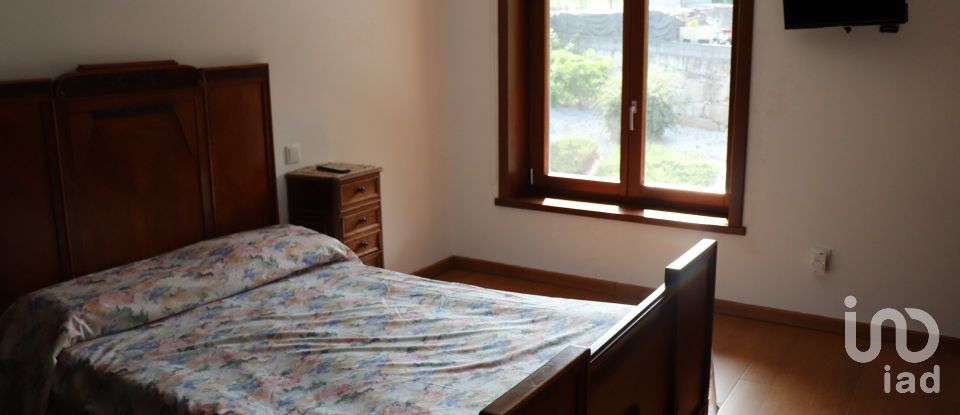 Casa T5 em Bornes de Aguiar de 583 m²