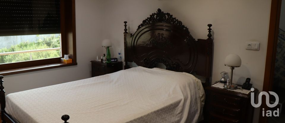 Casa T5 em Bornes de Aguiar de 583 m²