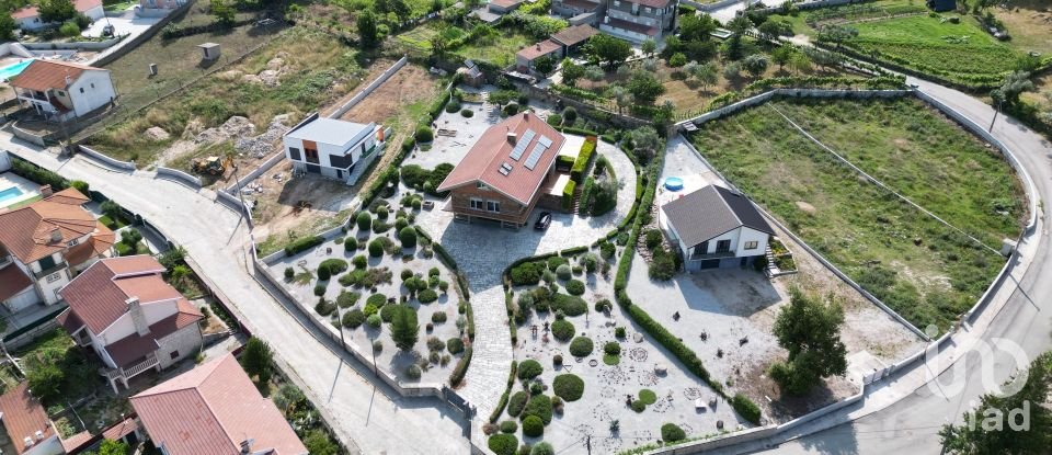 Building land in Bornes de Aguiar of 999 m²