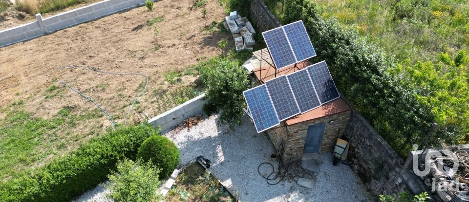 Terreno urbano em Bornes de Aguiar de 931 m²