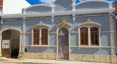 Maison de ville T5 à Faro (Sé e São Pedro) de 389 m²