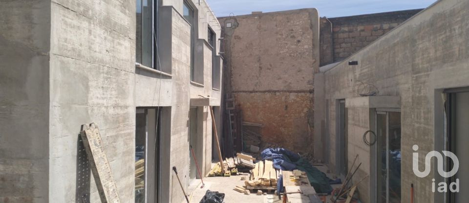 Casa de Cidade T5 em Faro (Sé e São Pedro) de 389 m²