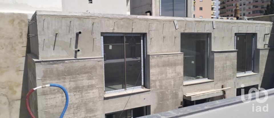 Casa de Cidade T5 em Faro (Sé e São Pedro) de 389 m²