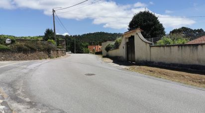 Maison rustique T4 à Seixas de 288 m²