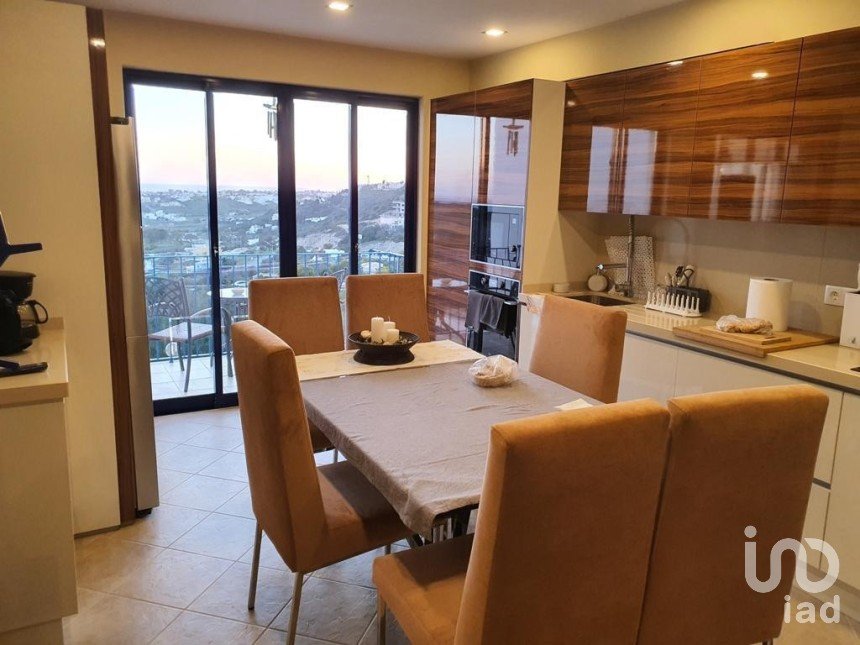 Apartment T3 in Albufeira e Olhos de Água of 125 m²