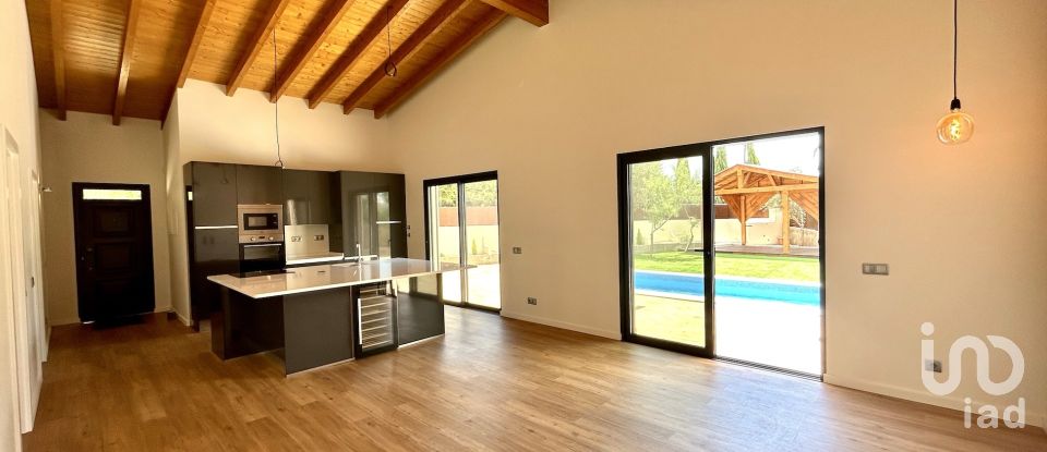 Moradia T2 em Alcantarilha e Pêra de 150 m²