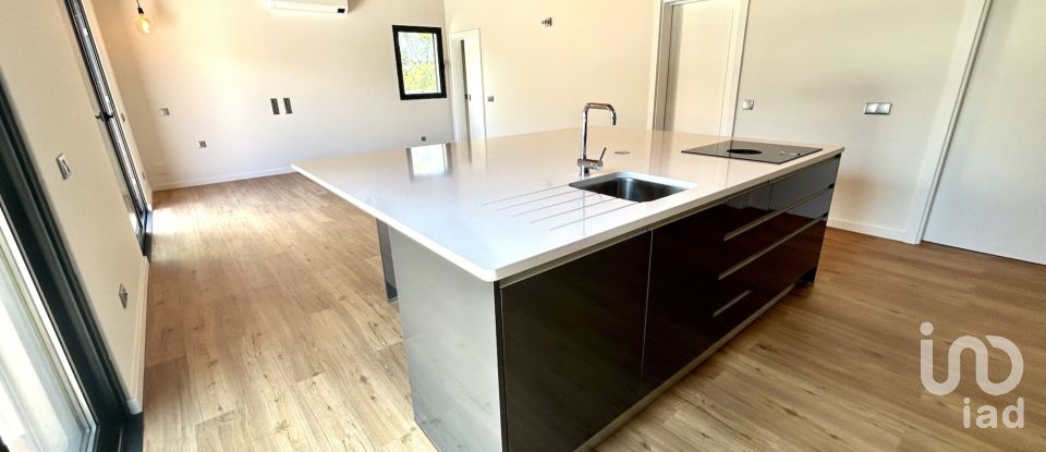 Moradia T2 em Alcantarilha e Pêra de 150 m²