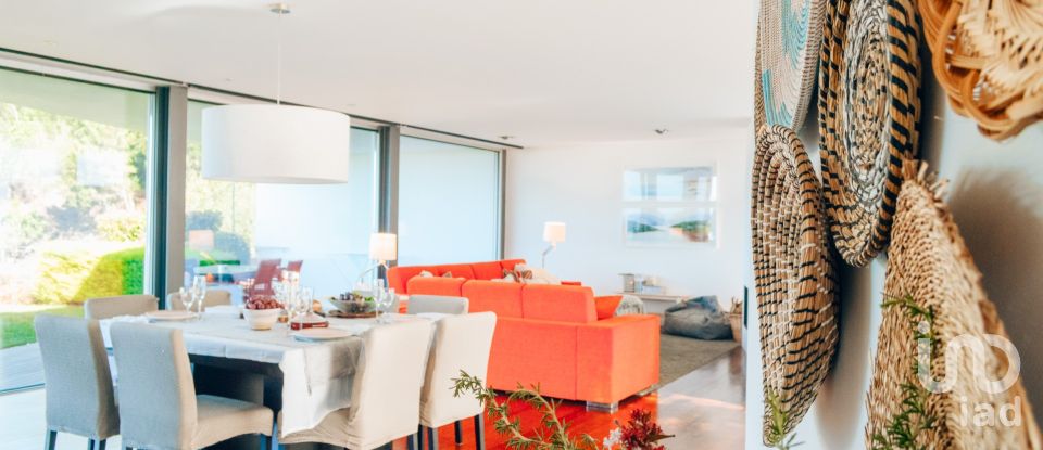 Casa T4 em Moledo e Cristelo de 291 m²