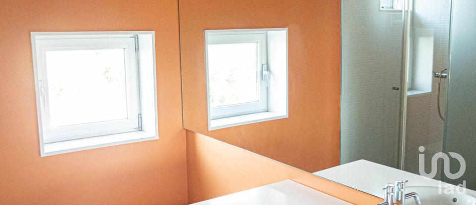 Casa T4 em Moledo e Cristelo de 291 m²