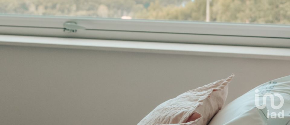 Casa T4 em Moledo e Cristelo de 291 m²