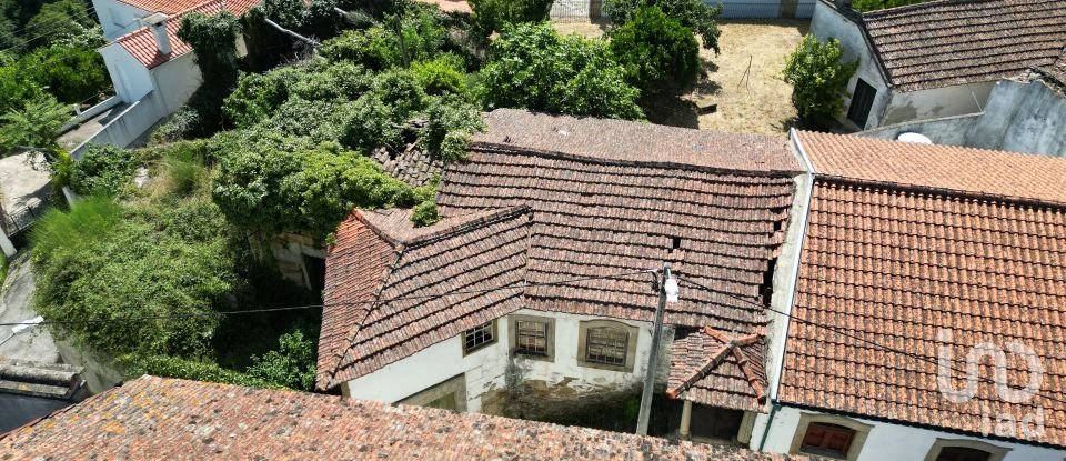 Village house T3 in Louredo e Fornelos of 280 m²