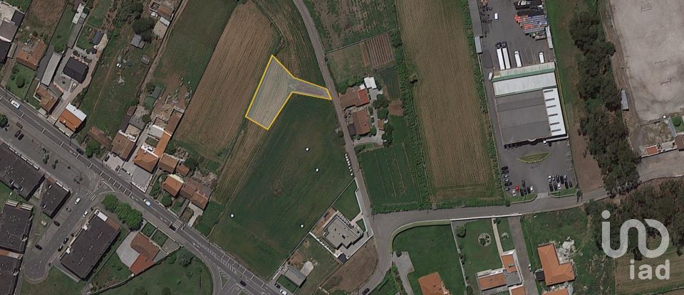 Land in Barqueiros of 865 m²
