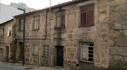 Maison de ville T0 à Guarda de 140 m²