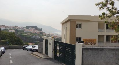 Apartamento T3 em Funchal (São Pedro) de 132 m²
