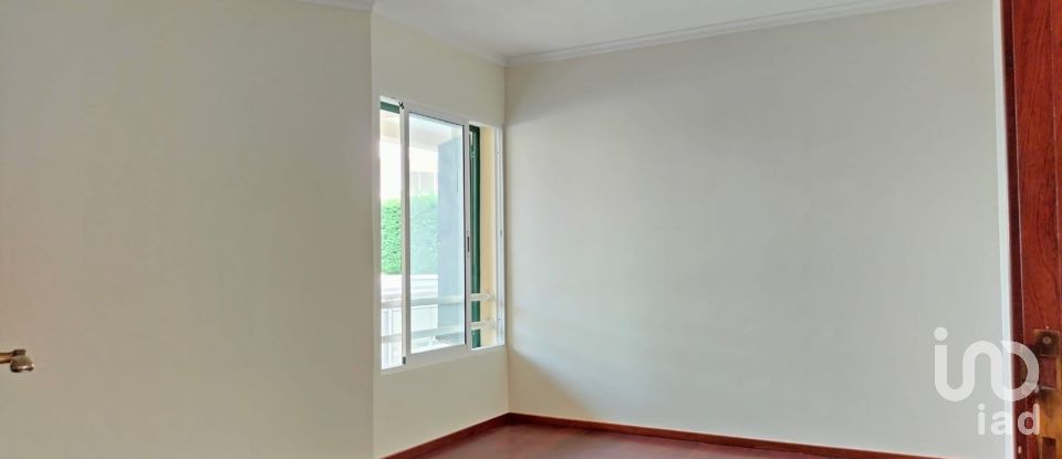 Apartamento T3 em Funchal (São Pedro) de 132 m²