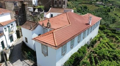 Ferme T7 à Vilarinho dos Freires de 871 m²