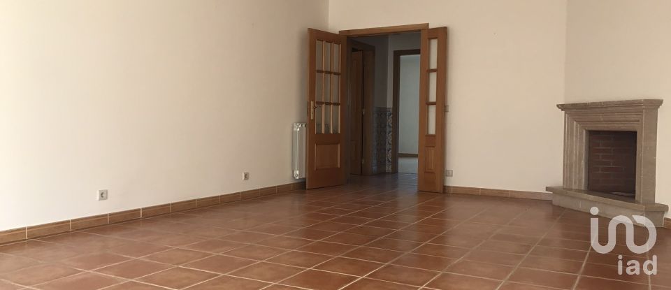 Apartment T4 in Marrazes e Barosa of 140 m²