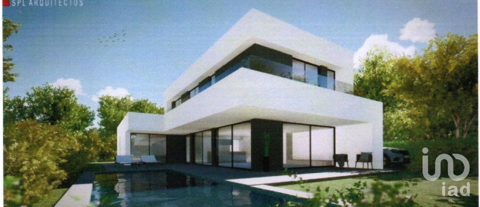 Land in Sesimbra (Castelo) of 7,209 m²