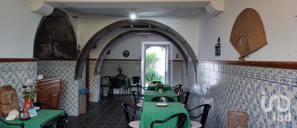 Casa tradicional T3 em Povoação de 283 m²