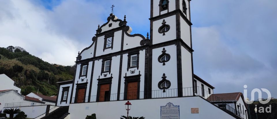 Casa tradicional T3 em Povoação de 283 m²