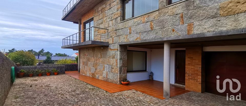 Lodge T4 in Carreço of 286 m²