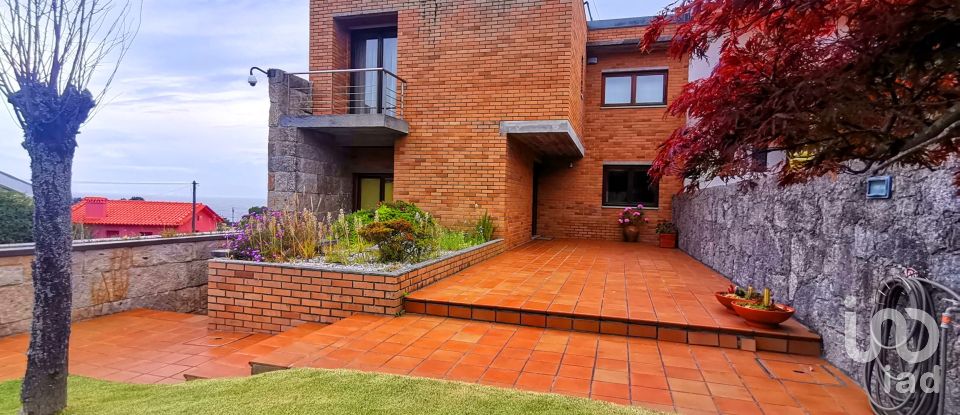 Gîte T4 à Carreço de 286 m²