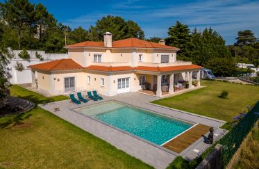 Mansion T4 in Mira de Aire of 440 m²