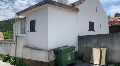 Maison de village T3 à Pedrógão Grande de 1 202 m²
