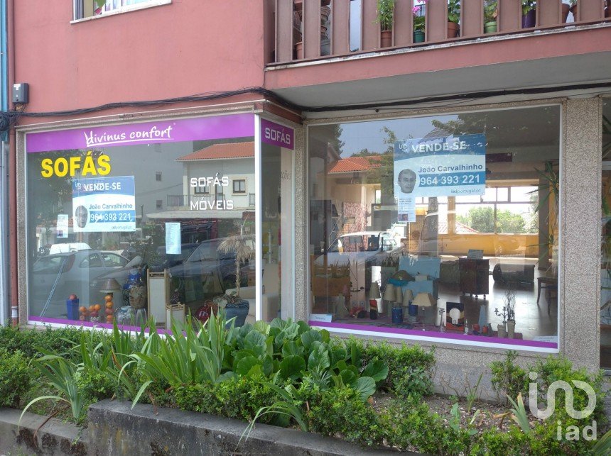 Shop / premises commercial in Guarda of 375 m²