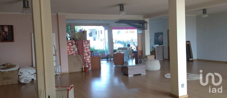 Loja / Estabelecimento Comercial em Guarda de 375 m²