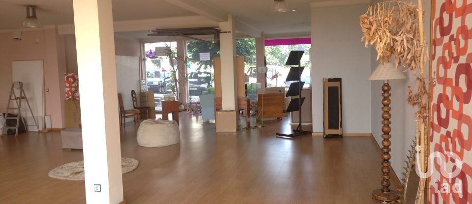 Loja / Estabelecimento Comercial em Guarda de 375 m²