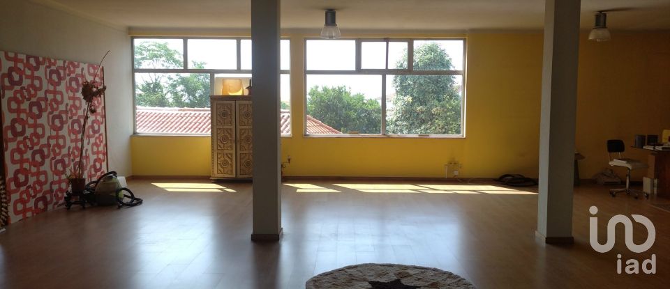 Loja / Estabelecimento Comercial em Guarda de 375 m²