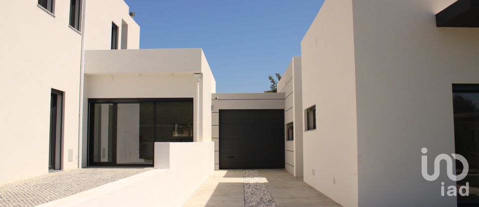 Casa / Villa T4 em Sesimbra (Castelo) de 232 m²