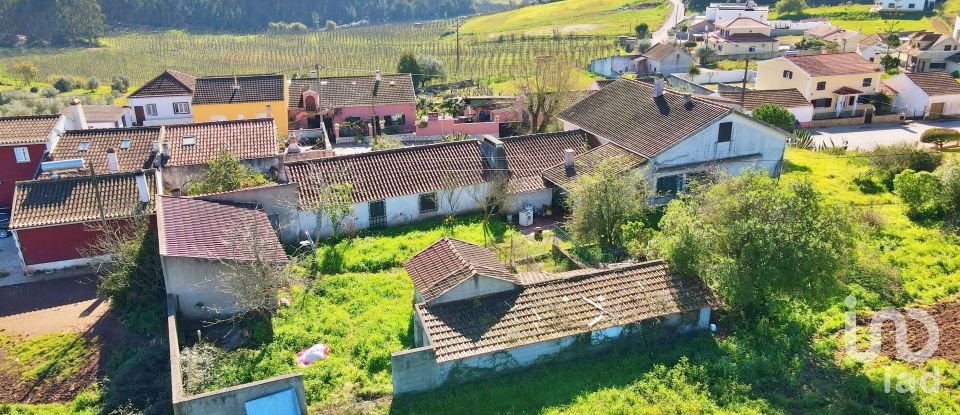 Country house T3 in Lamas e Cercal of 276 m²