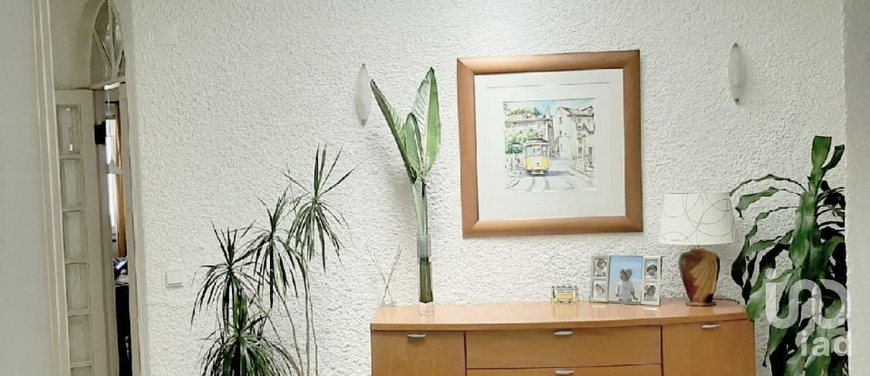 Moradia T4 em Amora de 202 m²