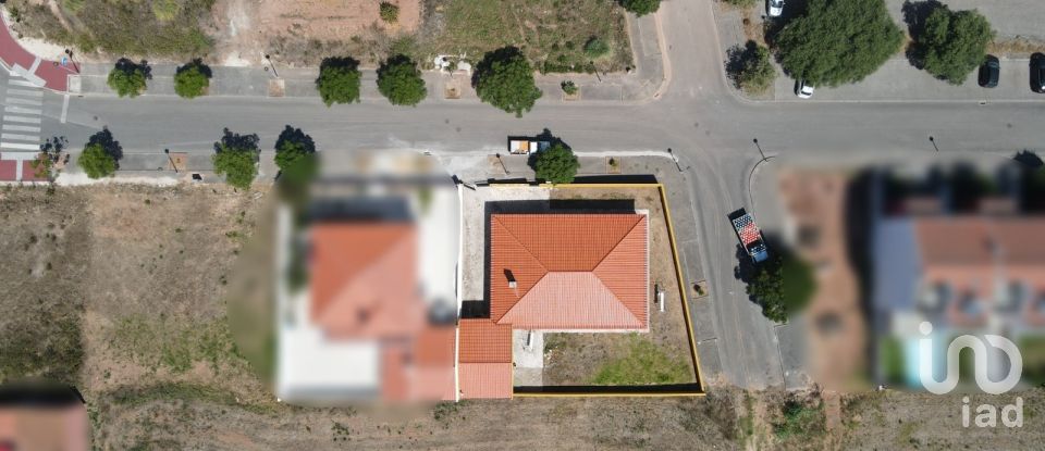 Traditional house T4 in Cadaval e Pêro Moniz of 249 m²