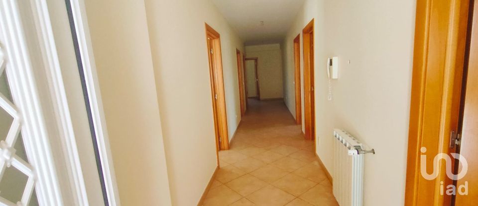 Traditional house T4 in Cadaval e Pêro Moniz of 249 m²