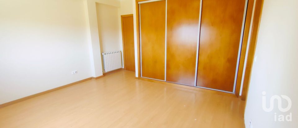 Traditional house T4 in Cadaval e Pêro Moniz of 249 m²