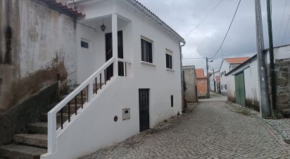 Maison de village T1 à Colmeal e Vilar Torpim de 84 m²