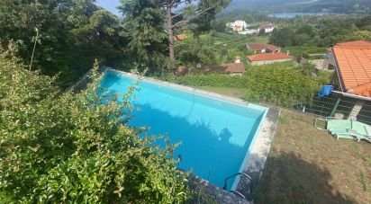 Lodge T3 in Loivo of 309 m²