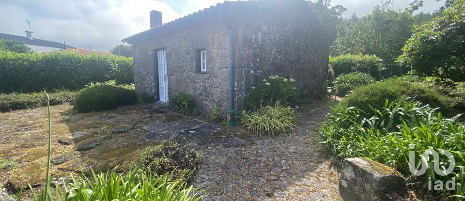 Lodge T3 in Loivo of 309 m²