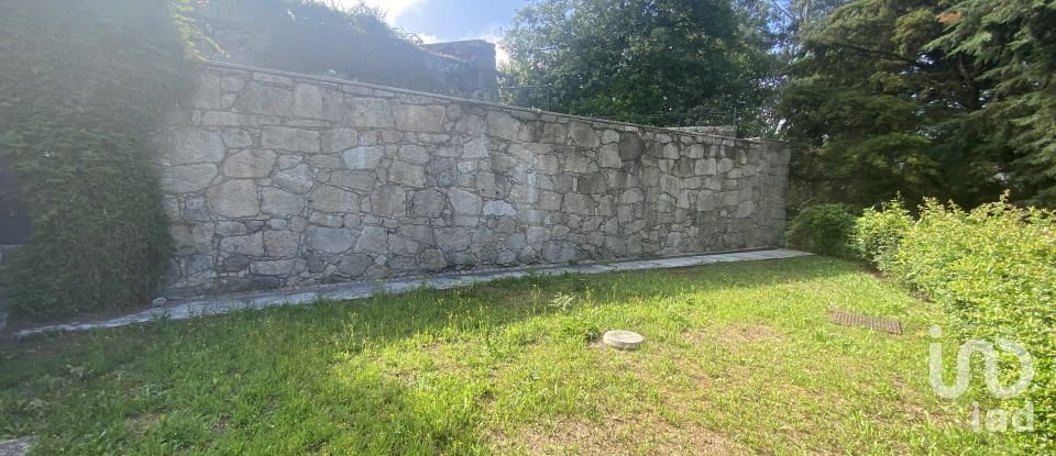 Lodge T3 in Loivo of 309 m²