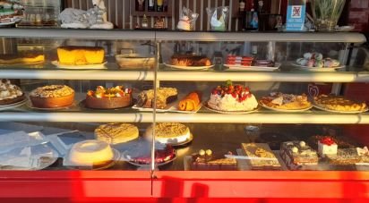 Boutique/Local commercial à Vieira de Leiria de 152 m²