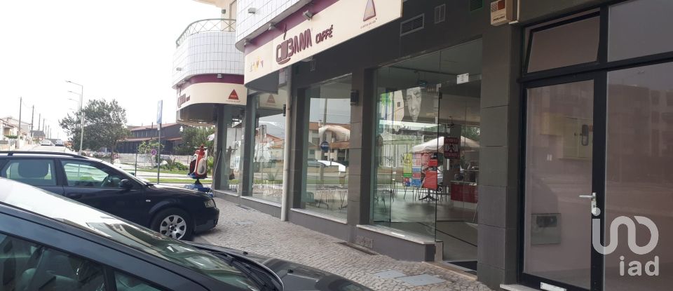 Boutique/Local commercial à Vieira de Leiria de 152 m²